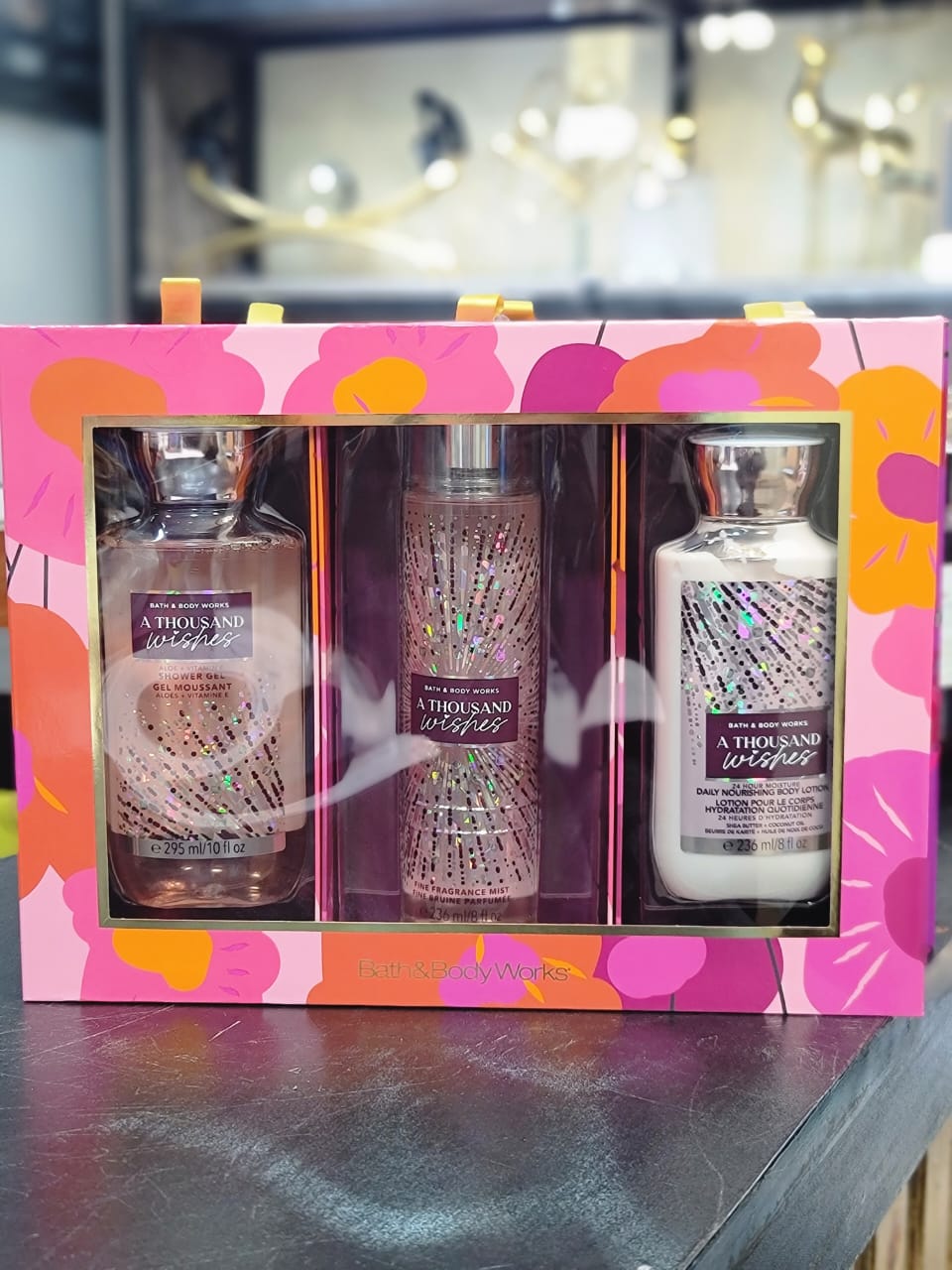 Bath and Body Works set - Shipping With Wanda
