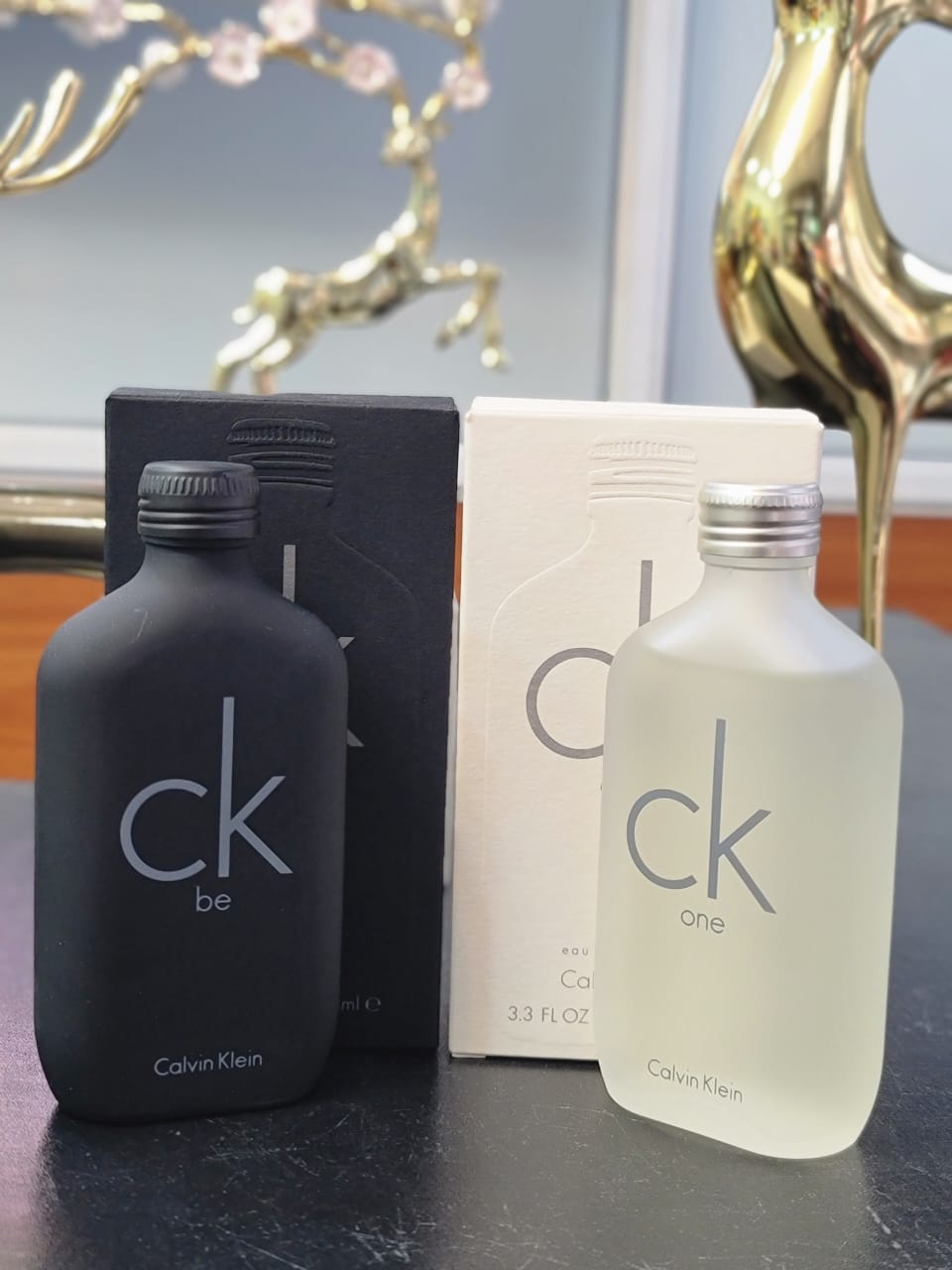 Calvin Klein Calvin Klein CK One Eau de Toilette – Citrus Unisex Fragrance – With Notes of Green Tea, Bergamot, Cardamom, Violet & Amber – Luxury Unisex Perfumes – Long Lasting Fragrance - Image 3