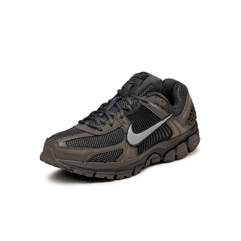 Nike Vomero 5 SP - shippingwithwanda.co.ke